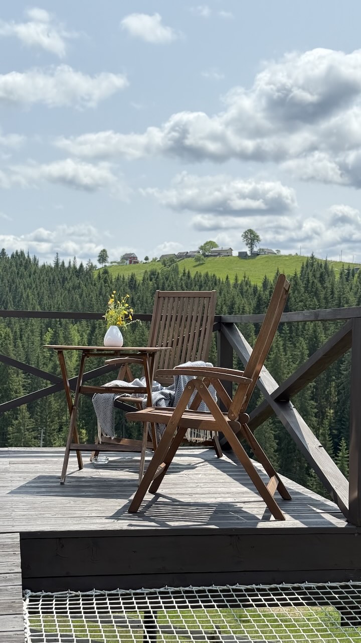 Тераса з видо на Карпати купол Sexy в Happy Hill