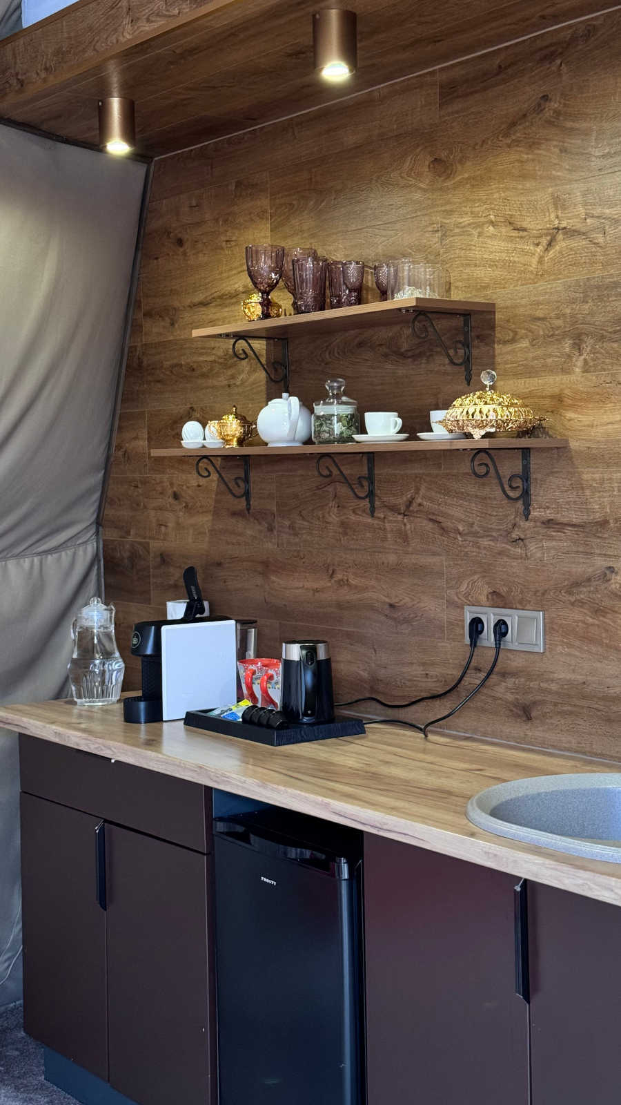 Купол Arabica — Happy Hill глемпінг